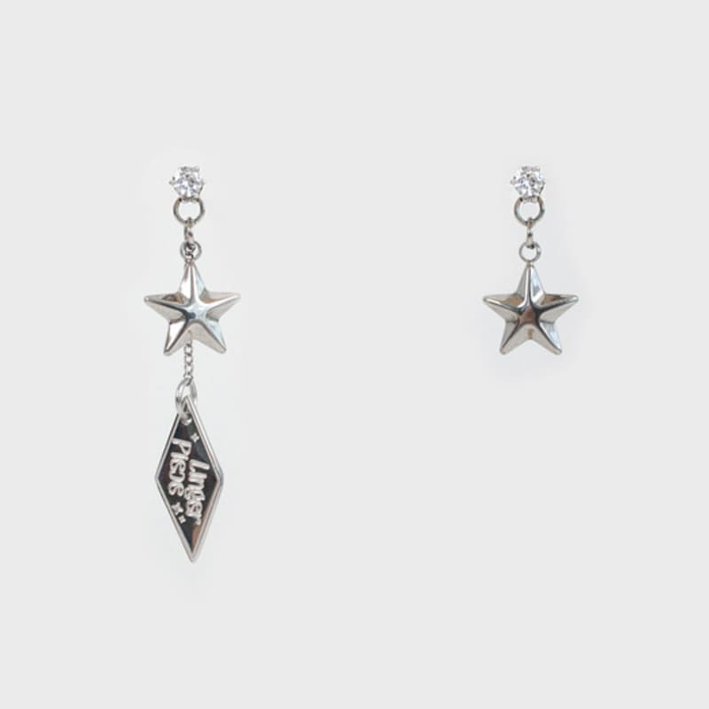 

LingerPiece Star lingerpiece name tag earring Free