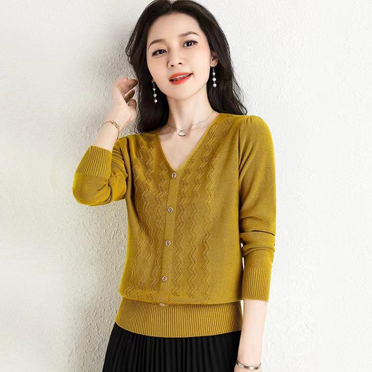 Women's V-neck Pullover Long Sleeved Knitted Sweater Pullover Long Sleeved Knitted Sweater