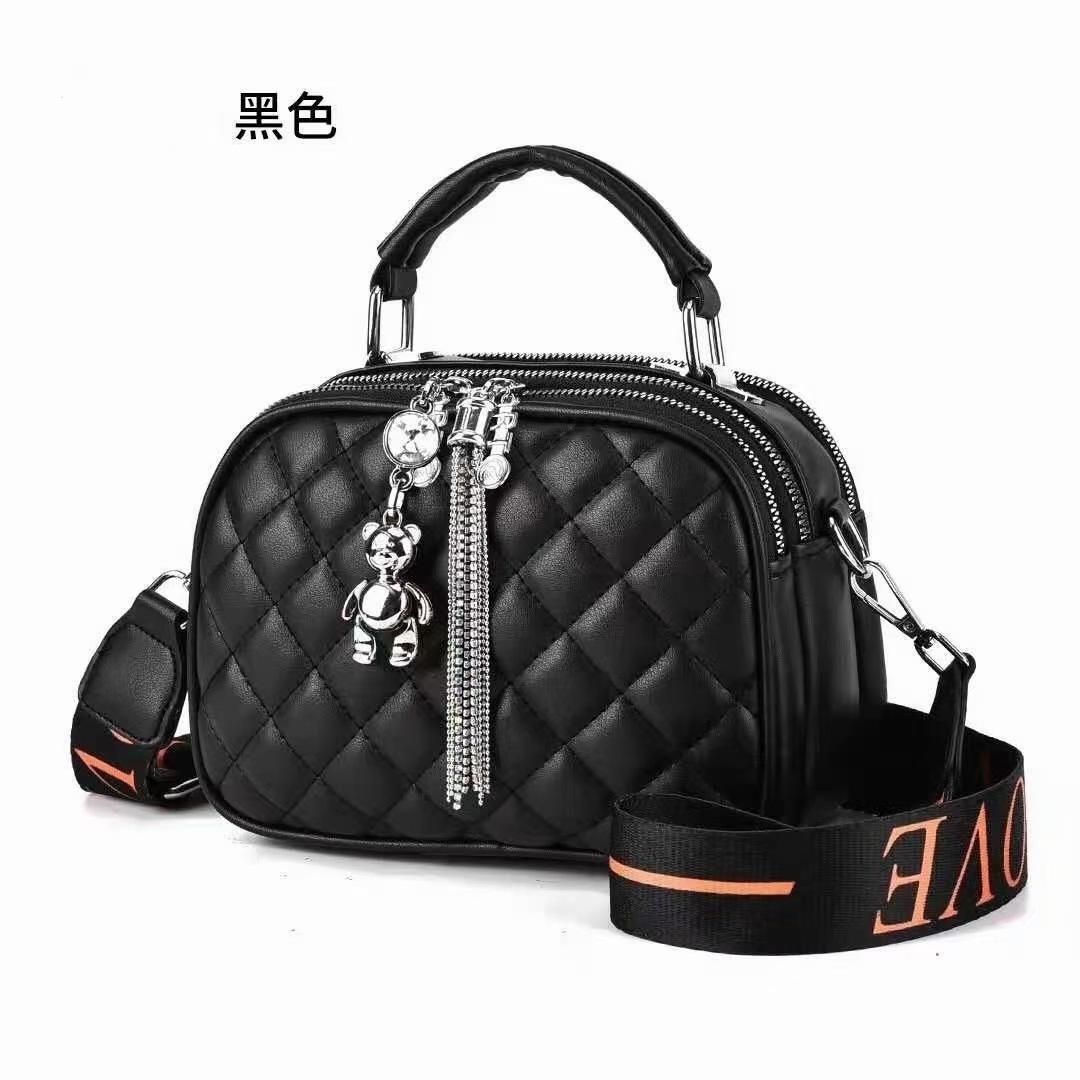 Women s bag portable small bag women s new diamond bag feeling niche messenger bag чёрный