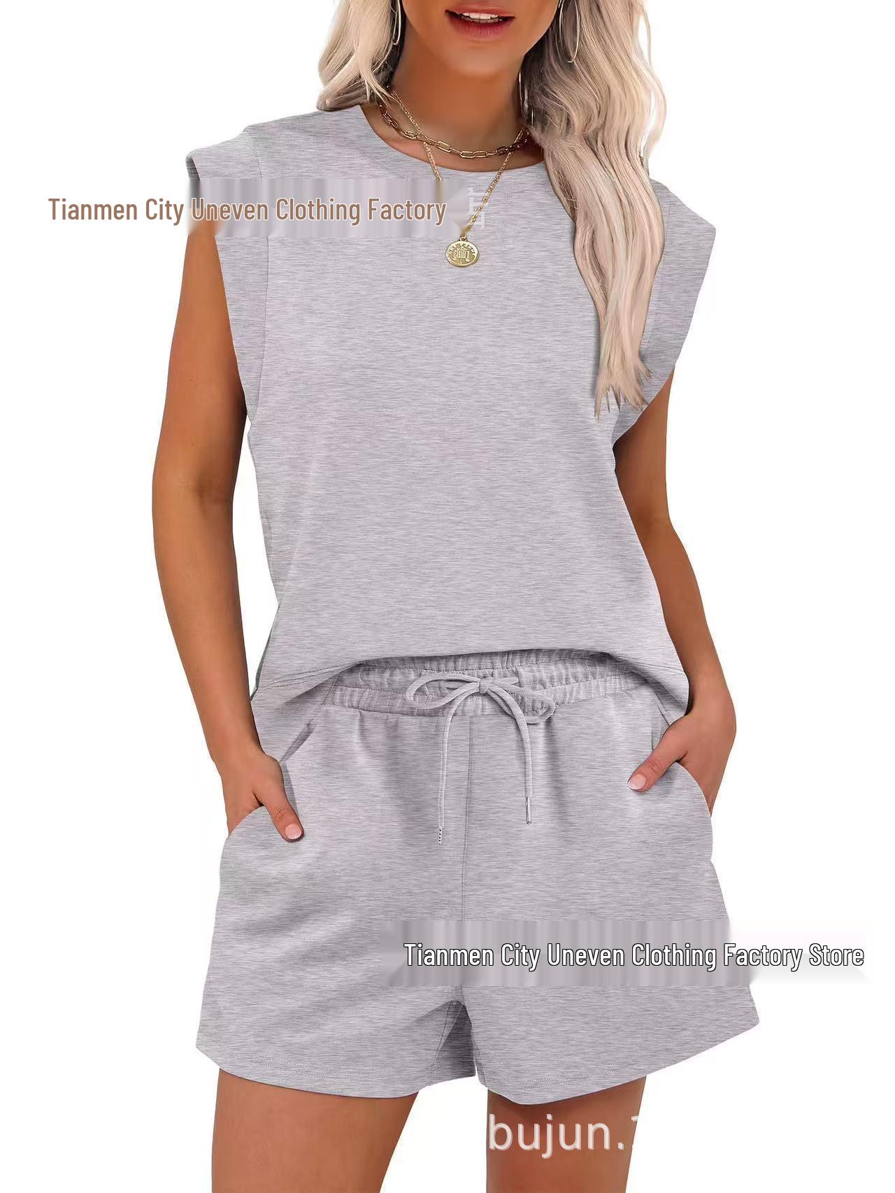 

2026 Women s Summer Two-Piece Set: Round Neck Cap Sleeve Top with Pockets & Shorts Extra Large