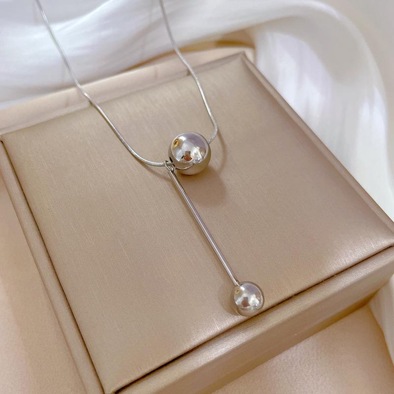 Fringed Round Ball Flower Personalized Minimalist Furnace Real Gold Necklace Female Collarbone Chain