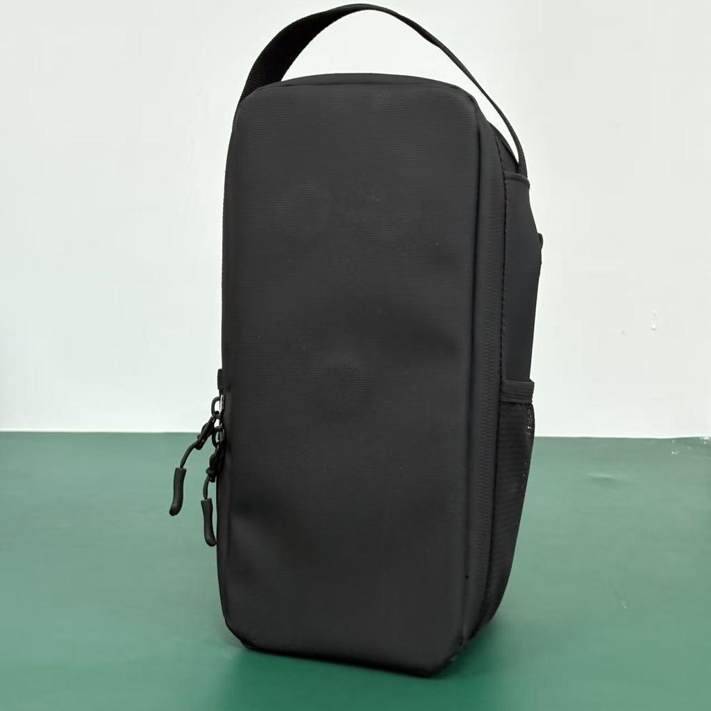 2025 Magnetic Water Bottle & Phone Crossbody Bag for Outdoor Sports - Men's