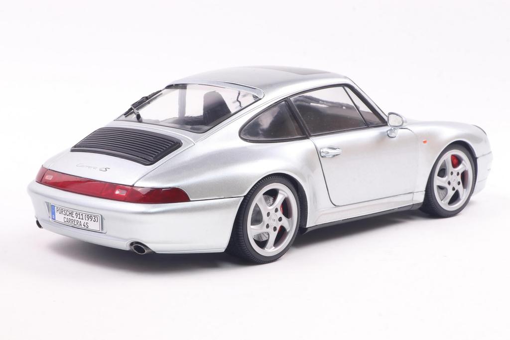 Solido Scale Porsche 911 4S 1996 Polar Silver SOLIDO 911 4S 1/18 (993)