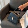 Fashionable & Versatile Bag Durable Lock Buckle Handbag Tote for Work & Shopping