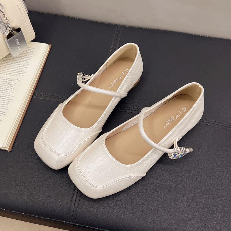 Xiaoxiangfeng with Skirt and Small Single Shoes for Women's Summer 2025 New Fashionable Versatile Shoes with Small Soft Soles Mary Jane Shoes