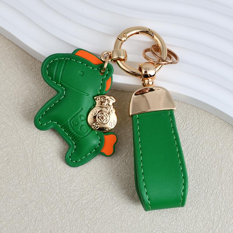 Immediately rich hand rope keychain, leather cartoon pony pendant couple bag Internet celebrity car keychain