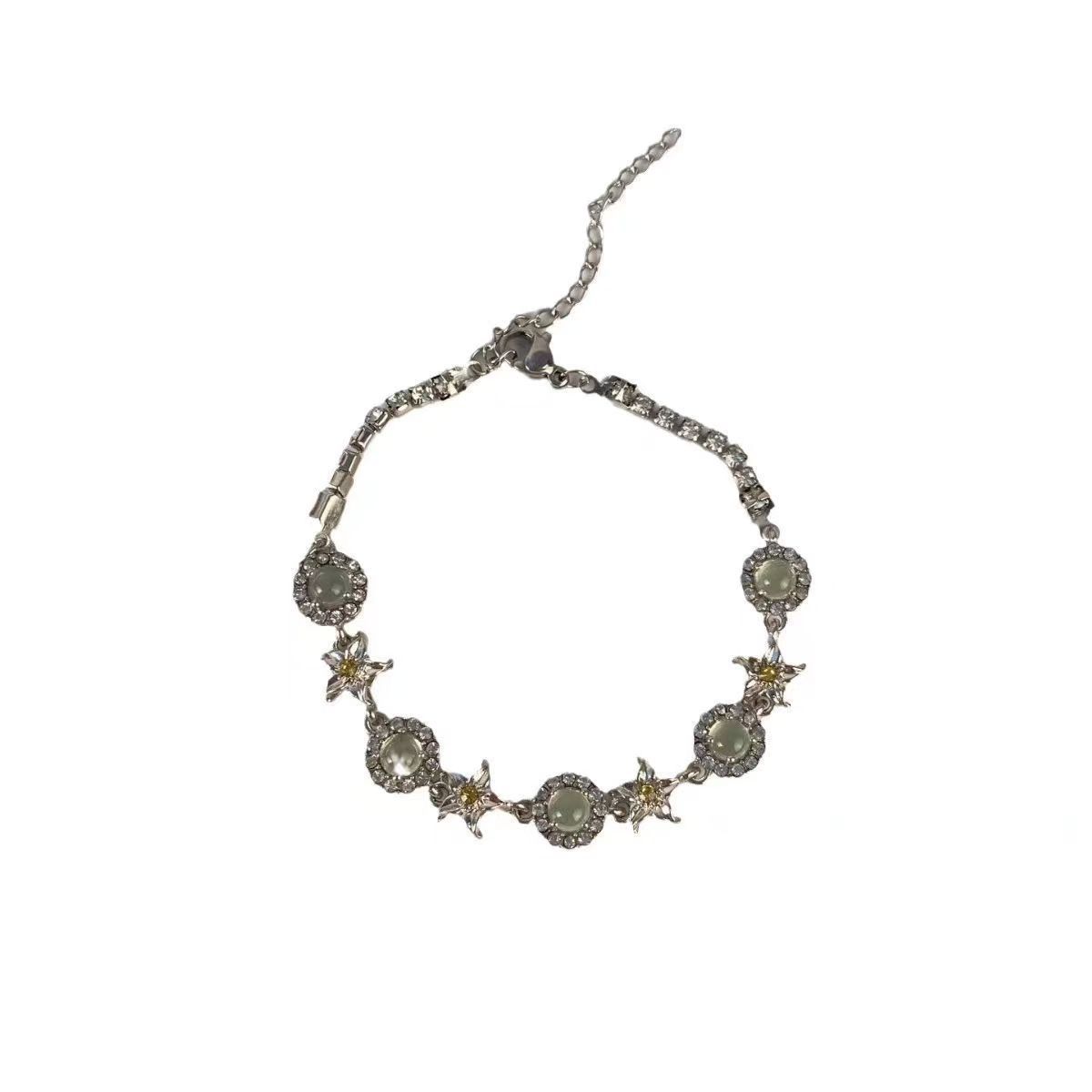 New Chinese style cool feeling bracelet light luxury niche exquisite new Chinese style high value high-end new accessories зелёный