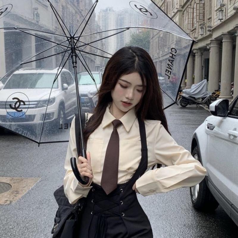 Wiosenny koreański słodki i pikantny dwuczęściowy zestaw spódnic retro ogrodniczki – uniwersalny styl casualowy