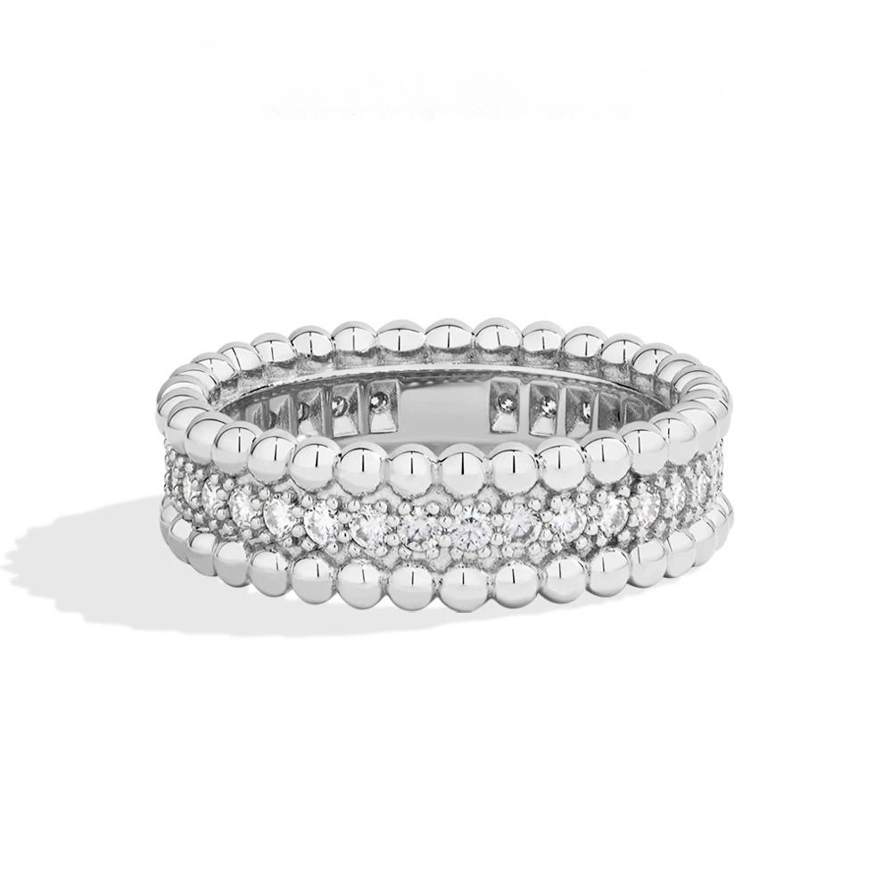 Luxury Round-cut Silver-plated Artificial Moissanite Eternal Ring for Women Party Jewelry Holiday Gift