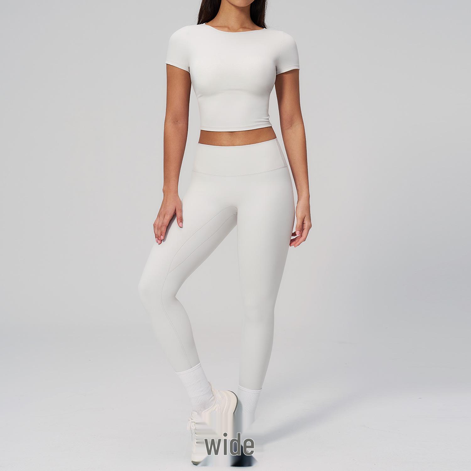 Dare to Show Fitness Set: Creamy Feel Quick-Drying T-Shirt & Butt-Lifting Moisture-Wicking Pants