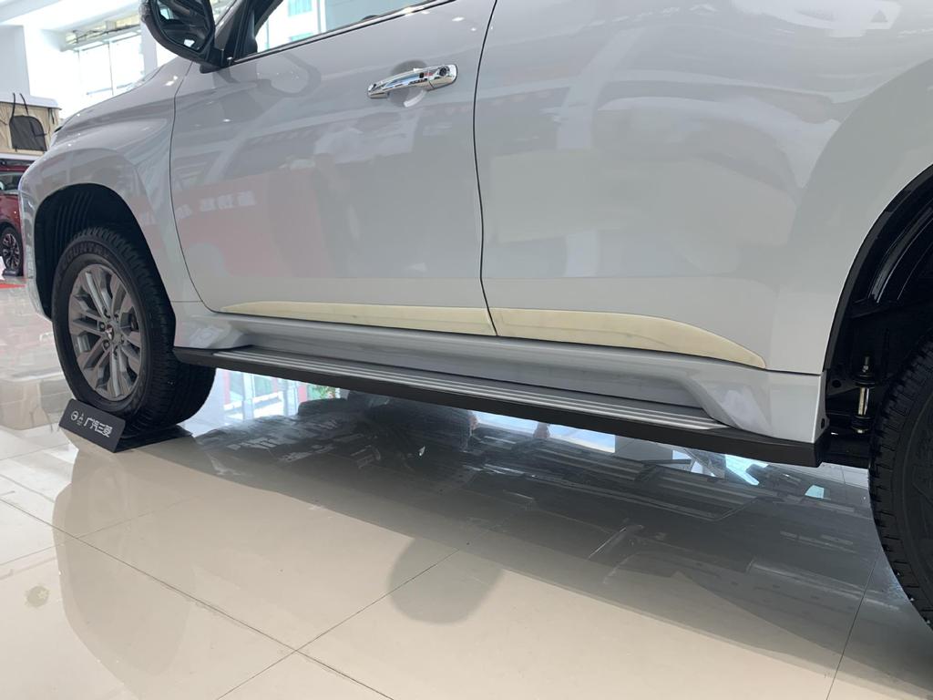 2020 Pajero Sport Rearview Mirror Door Bowl & Edge Trim Set