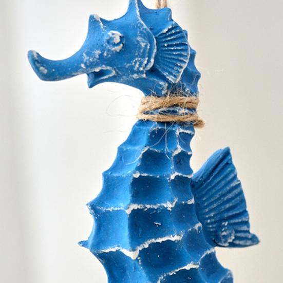 Beach Ocean Themed Bell Ornaments Summer Wooden Seahorse/Sea Turtle/Starfish Wind Chime Nautical Coastal Wall Hanging Decor for Living Room Bedroom