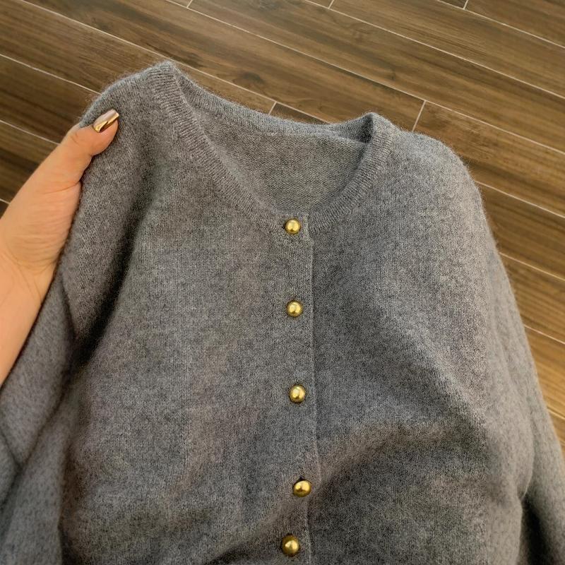 

Gray knitted cardigan sweater women s autumn new retro lazy versatile top jacket one size fits all сірий колір