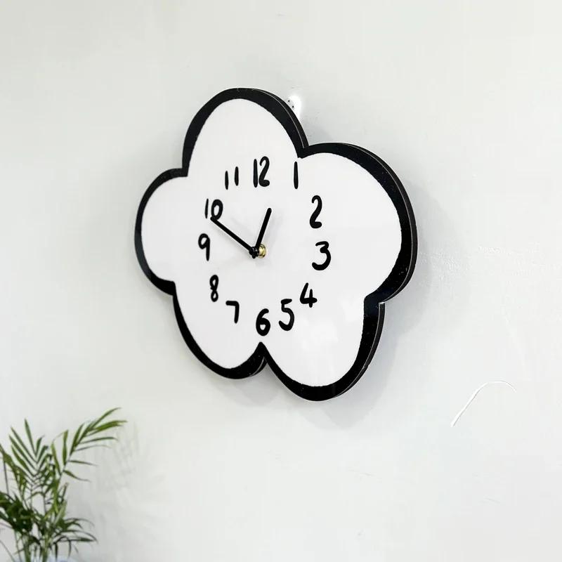 Cartoon Mute Cloud Sheep Clock Living Room Swing Wall Clock Home Decoration Modern Simple Clock