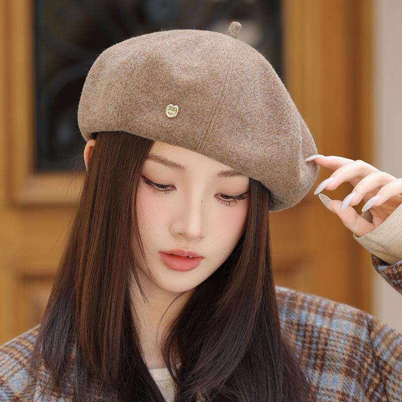 Autumn and Winter Retro Love Beret Korean Versatile Hat for Women's Windproof and Warm Octagonal Hat Showing Face Little Painter Hat