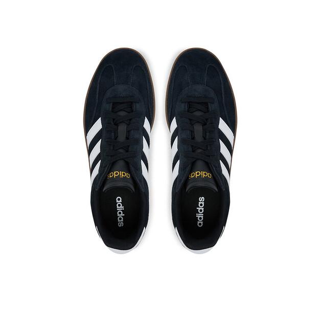 Кроссовки adidas Barreda