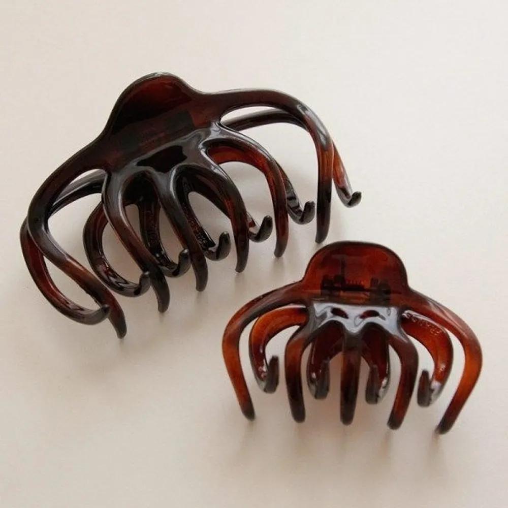 bydaisy Big Octopus Hair Clip Bh0875 Light brown