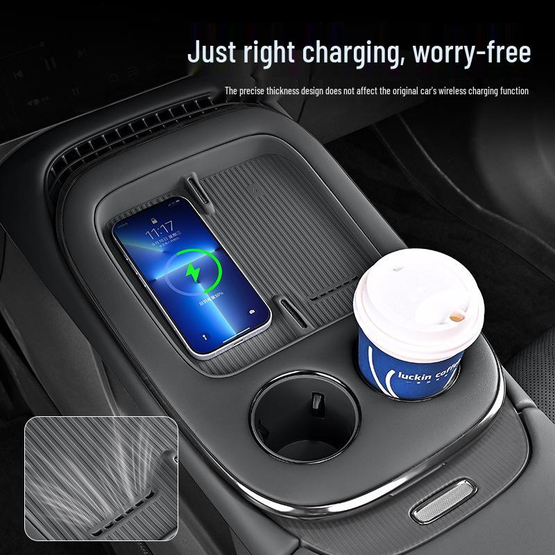 Xiaopeng G7 Central Console Scratch-Resistant Wireless Charging Pad & Storage Protector