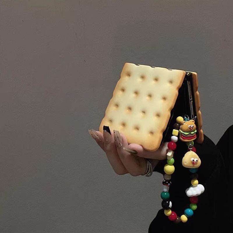 Cute Funny 3d Biscuit Phone Case for Samsung Galaxy Z Flip 6 ZFlip5  Z Flip 6 Case with Hinge Protector