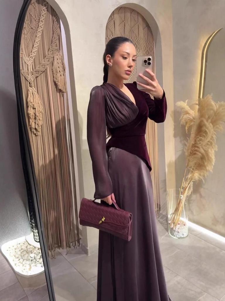 European Style Waist-Cinching Retro Spring Long Dress with Long Sleeves - Light Luxury 2026 Arrival