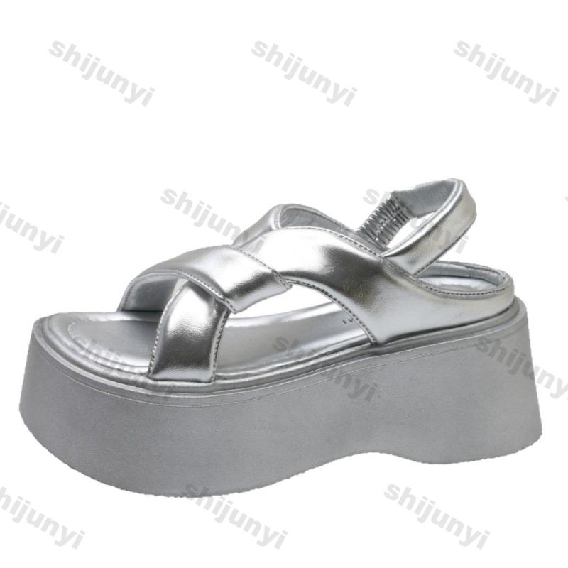 Fashion Girls' Roman Sandals 2025 Summer New Platform Height Increase Soft Sole Beach Shoes Outdoor Fashion Comfortable Casual Shoes