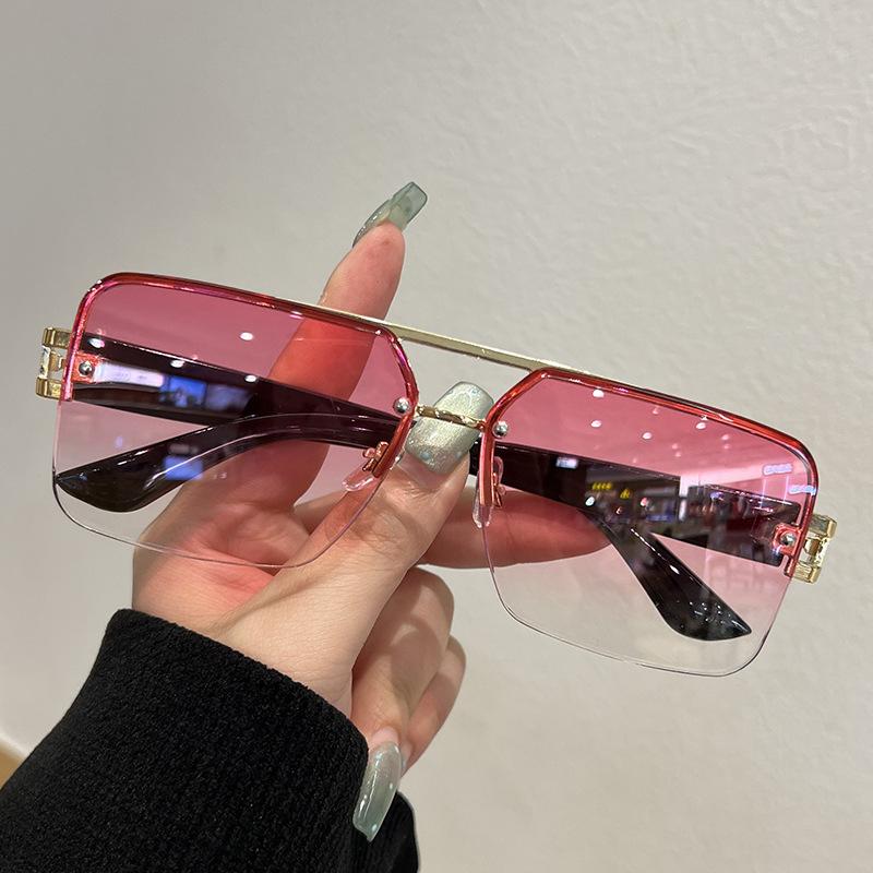 KLASSNUM Eyewear Sunglasses Women Men Summer Beach Large Metal Square Frame Sun Glasses Fashion Party Eyeglasses Driving Goggles