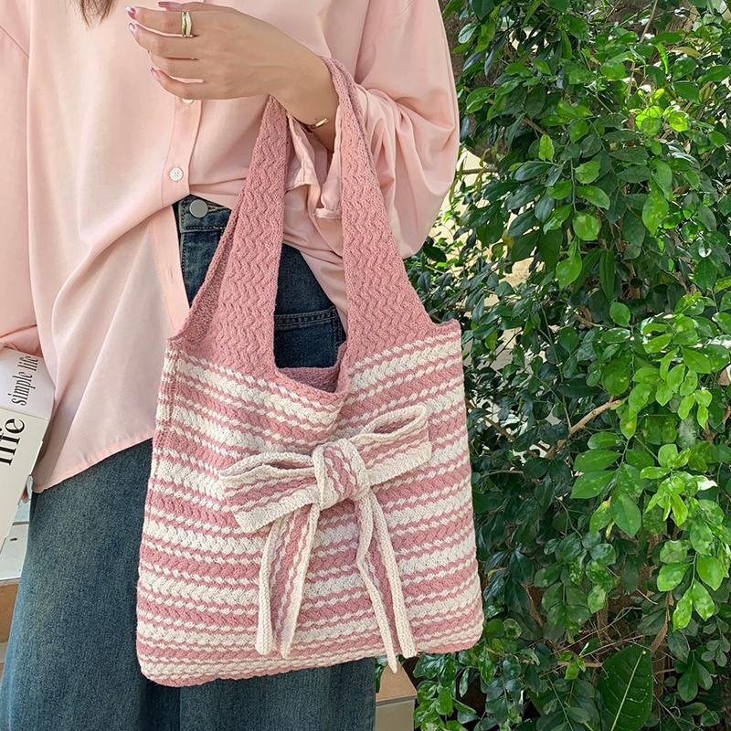 Nova Bolsa de Crochê Listrada com Laço Grande Capacidade Casual Bolsa de Ombro Tecida Multicolorida Bolsa de Tricô Feita à Mão