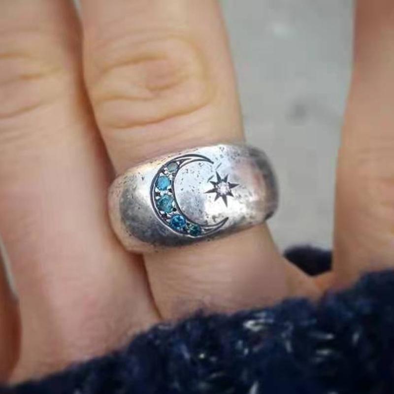 Unique Sun and Moon Pattern Daily Wear Rings Alloy Texture Stylish Women Cubic Zirconia Rings Suitable for Anniversaries
