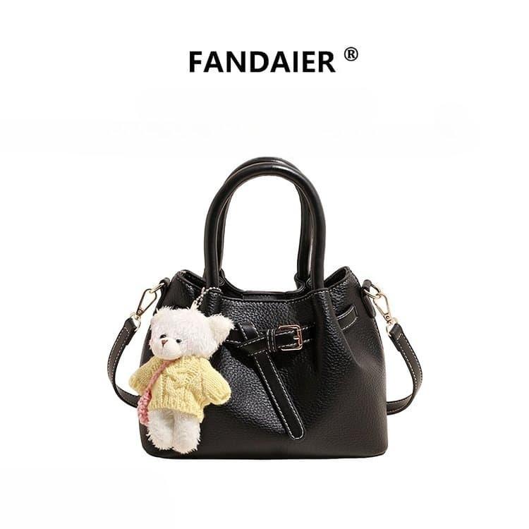 Color matching handbag with bear pendant messenger bag