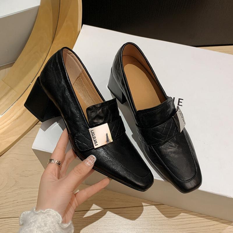 

Новая мода из овчины, однотонные туфли на среднем каблуке, нескользящая подошва из говяжьей кожи, квадратный каблук, большой размер, женская обувь, квадратный носок, закрывающие ногу, удобные с 40 чёрный