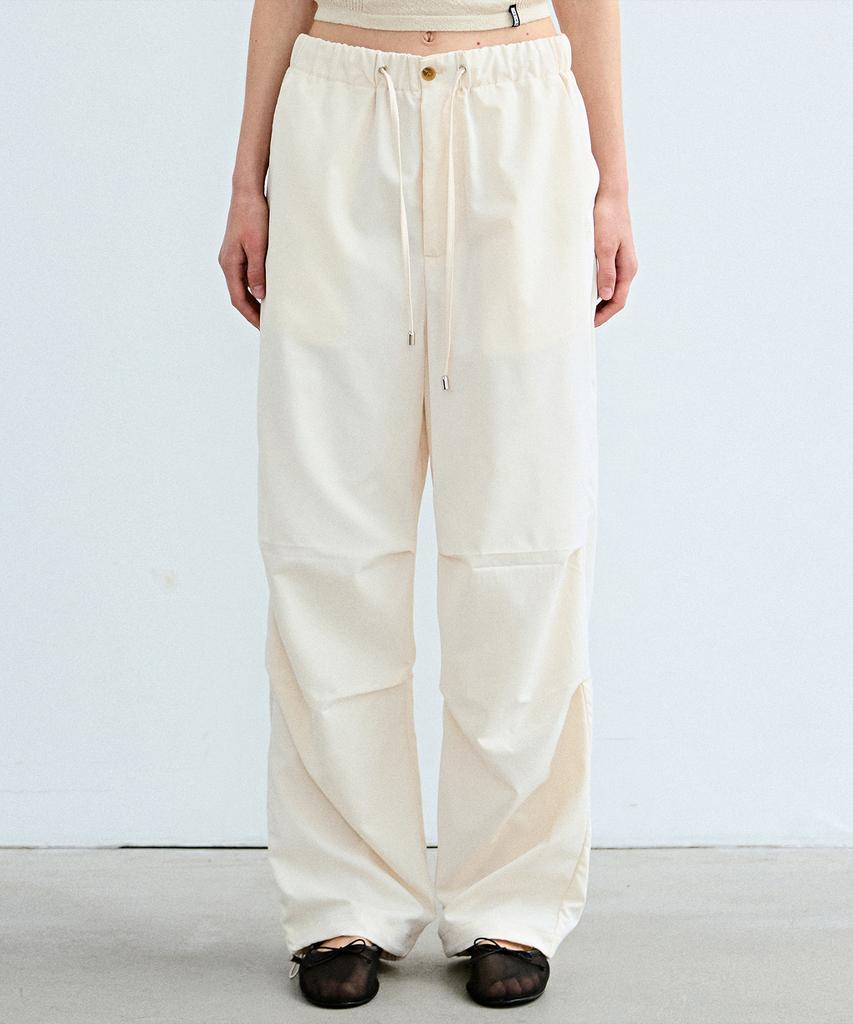 Nigaennikol Minimal Parachute Pants_Cream