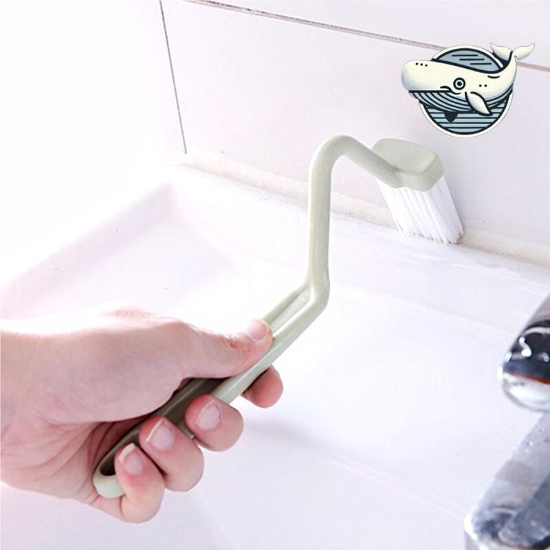 1 pack of toilet cleaning brushes