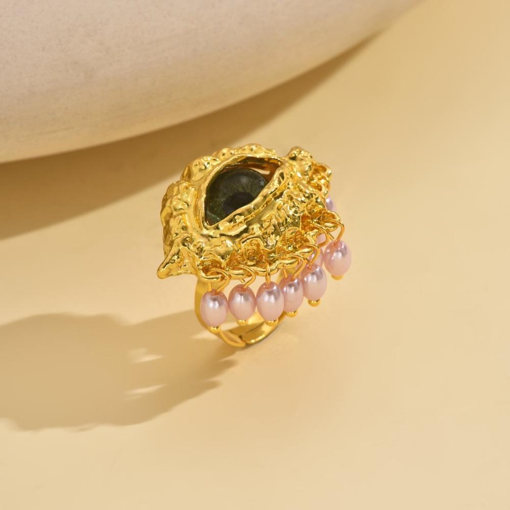 Exaggerated Personality Pearl Pendant Evil Eye Gold Color Rings for Women Men Retro Punk Hip Hop Rock Finger Jewelry Accessories