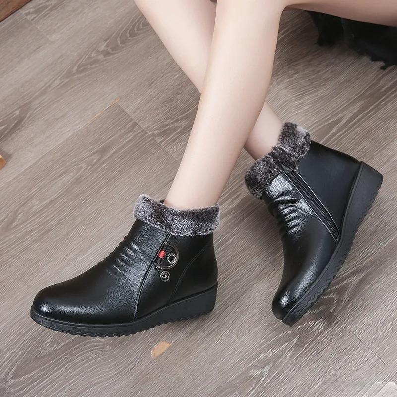 Winter Fashionable Versatile Soft Soled Non Slip Women Boots Casual Minimalist Comfortable Insulation Women's Shoes