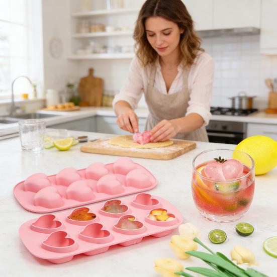 Ice Cube Mold Love Shape Silicone 8-Cavity Ice Cube Tray for Chocolates Jelly Puddings Cake Decorations Romantic Ice Cube Maker