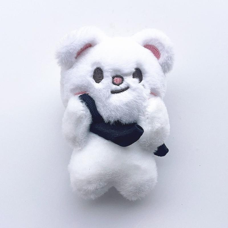 Stray Kids Children'S Plush Keychain Magnetic Suction Face Holding Pilot Doll Shawl Scarf Pendant Children'S Toy Gift