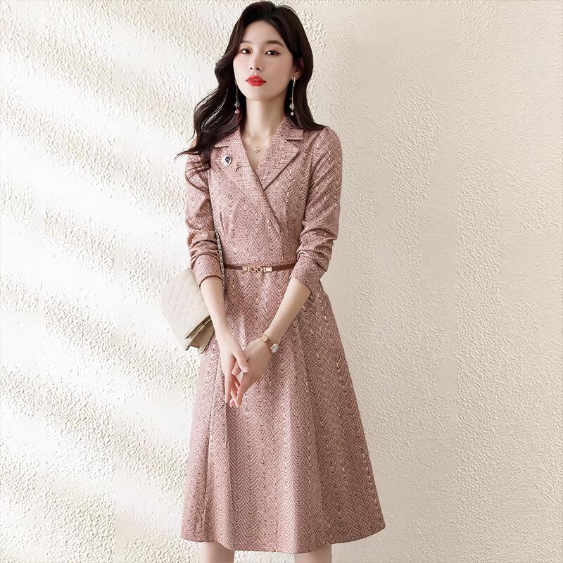 

Элегантное женское платье А-силуэта с воротником-пиджаком 4XL