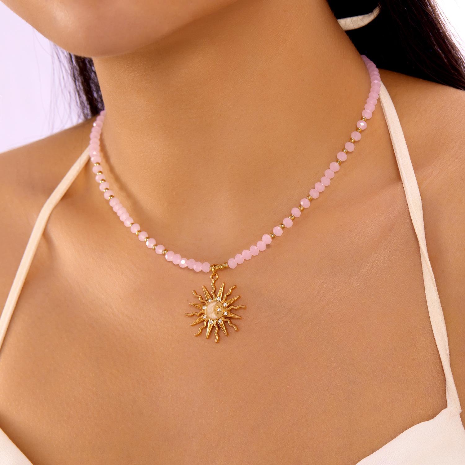 

Bohemia Retro Gold Color Inlay Zircon Crystal Sun Pendant Colored Beaded Necklace for Women Collar Chain Jewelry Accessory Gift