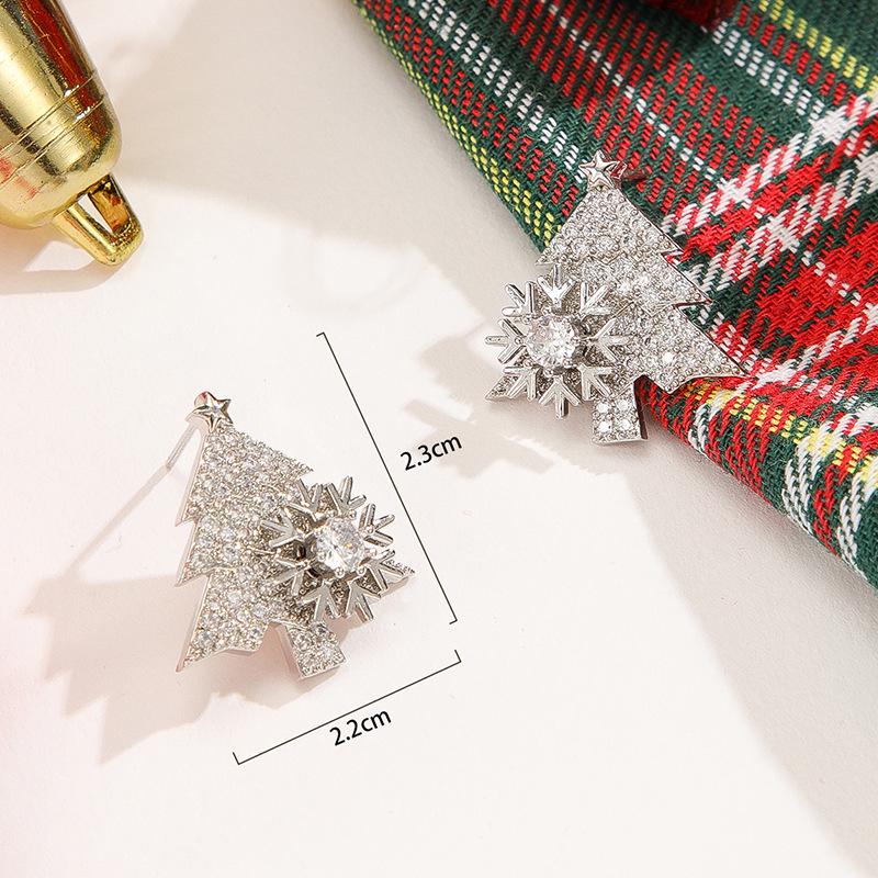 2023 Winter Trend: Light Luxury Christmas Tree Stud Earrings for Women - Niche INS Style