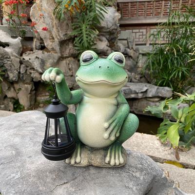 Frog Figurine with Solar Lantern Green Frog Light Resin Statue Sculpture Indoor Outdoor Garden Lawn Yard Decoration Ornament