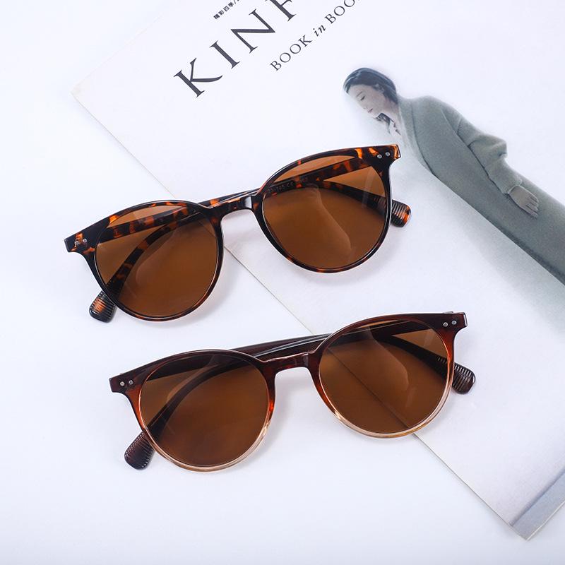2026 Retro Korean Style Women's Round Polarized Sunglasses - UV Protected, High-End Brown Frame