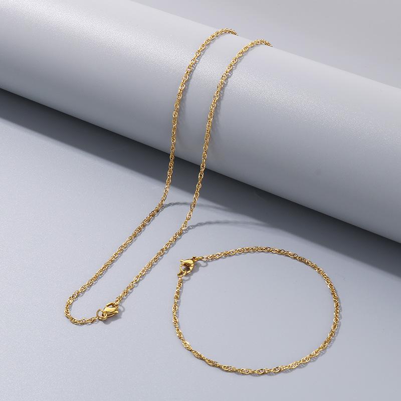Commuter Plain Chain, Trendy Nightclub Multi-Size Plain Weave Twist Chain, Titanium Steel Men'S And Women'S Necklace.