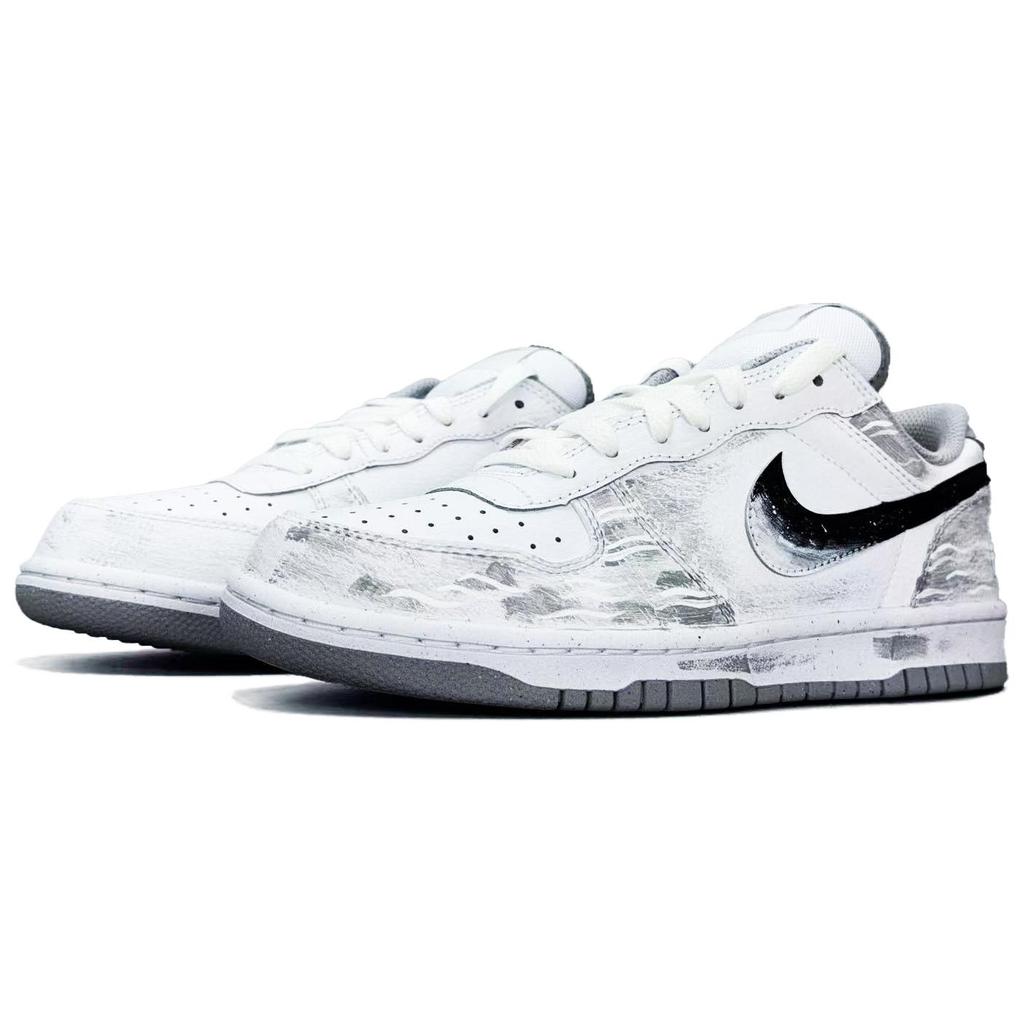 Nike Pantofi de Skateboard Unisex Negru Alb 355152-106, Rezistenți la Abraziune, Ușori, cu Partea Inferioară Joasă, Piele, cu Design Lună și Sabie()