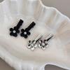 Damen Silber Schwarz Blume Mini Clip Haarspange