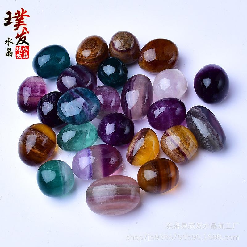 Große natürlich gefärbte Fluorit-Trommelsteine und polierte Steine für das Erzschürfen für Kinder und grenzüberschreitende Live-Events