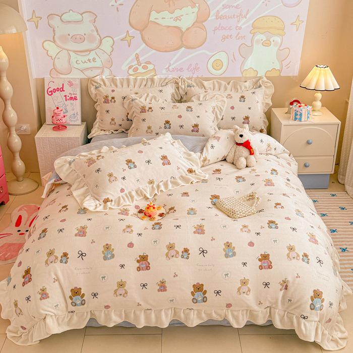 Floral Cartoon Milk Velvet and Lambswool Blanket Set - Thickened, Multifunctional Sofa Cover.
