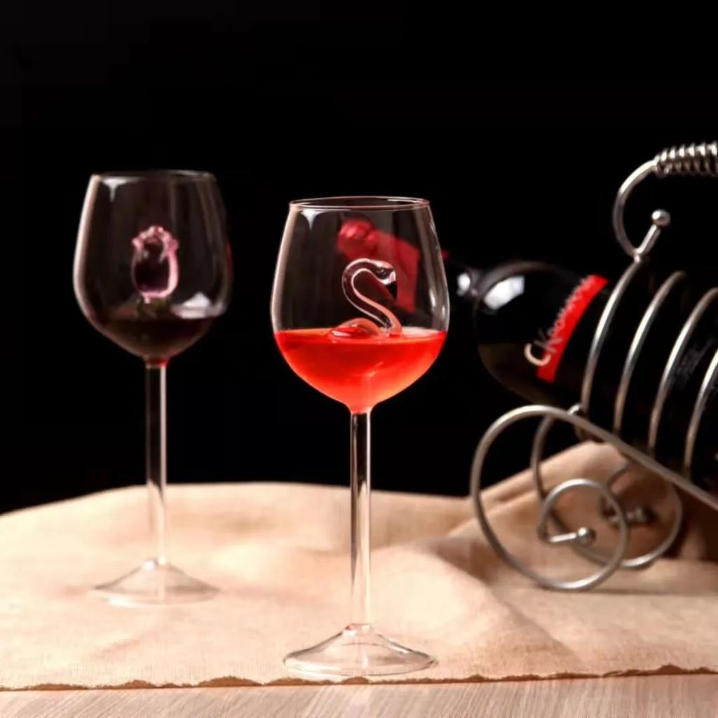 Creative Stemmed Glass for Wine, Champagne, and Cocktails – Elegant Goblet for Parties and Home Use