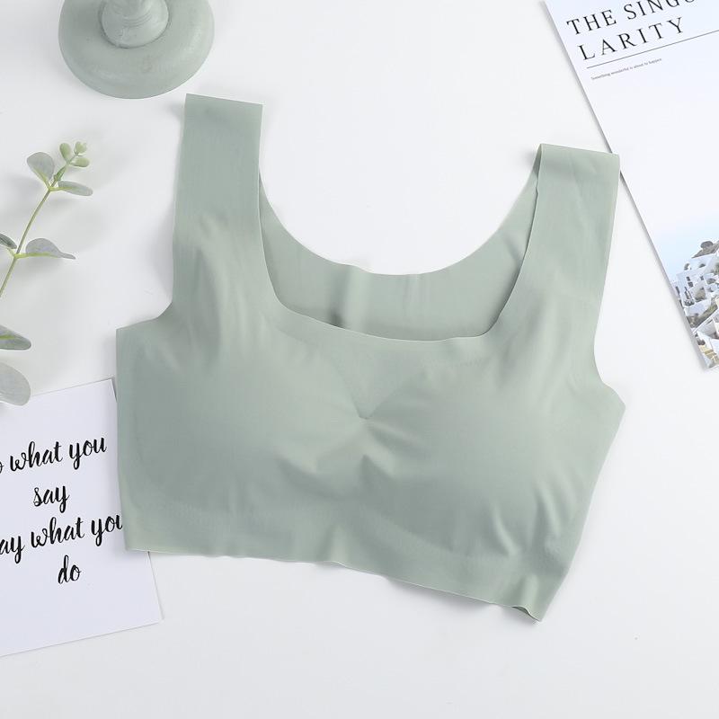 Comfortable Plus Size Wireless Seamless Ice Silk Sports Bra with Beautiful Back Design