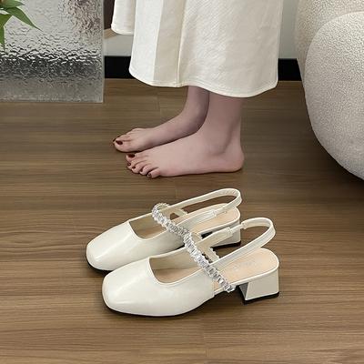 Mary Janes mit dickem Absatz, Sandalen mit Taschenkopf, Damen 2025 Sommer neu, Feenwind, Wasserdiamant-Wort mit quadratischer Zehenpartie, flacher Ausschnitt, Einzelne Schuhe