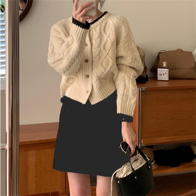 

Soft waxy twist sweater women s short thickened spring and autumn gentle wind new knitted cardigan jacket One size бежевый